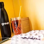 Greet Tinqueux Hotel 3*