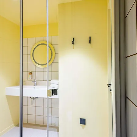 Greet Tinqueux Hotel