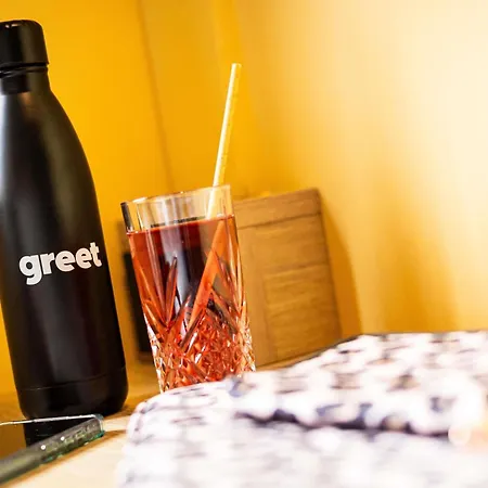 Greet Tinqueux Hotel 3*