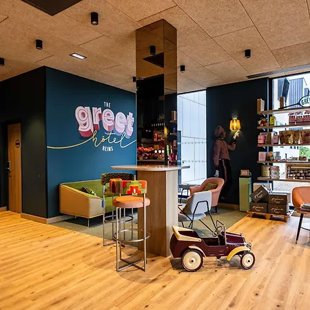 Greet Tinqueux Hotel