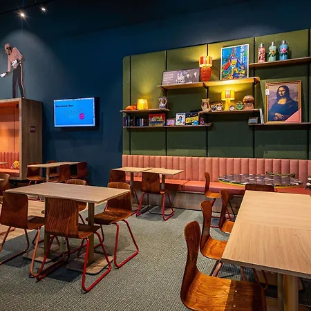 Hotel Greet Tinqueux 3*