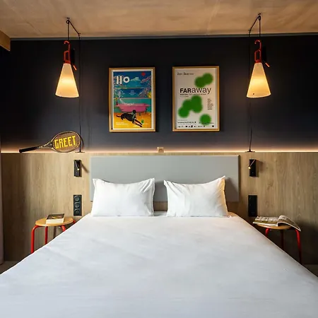 Greet Tinqueux Hotel