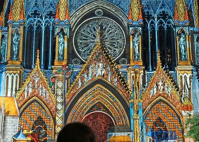 Greet Tinqueux Hotel